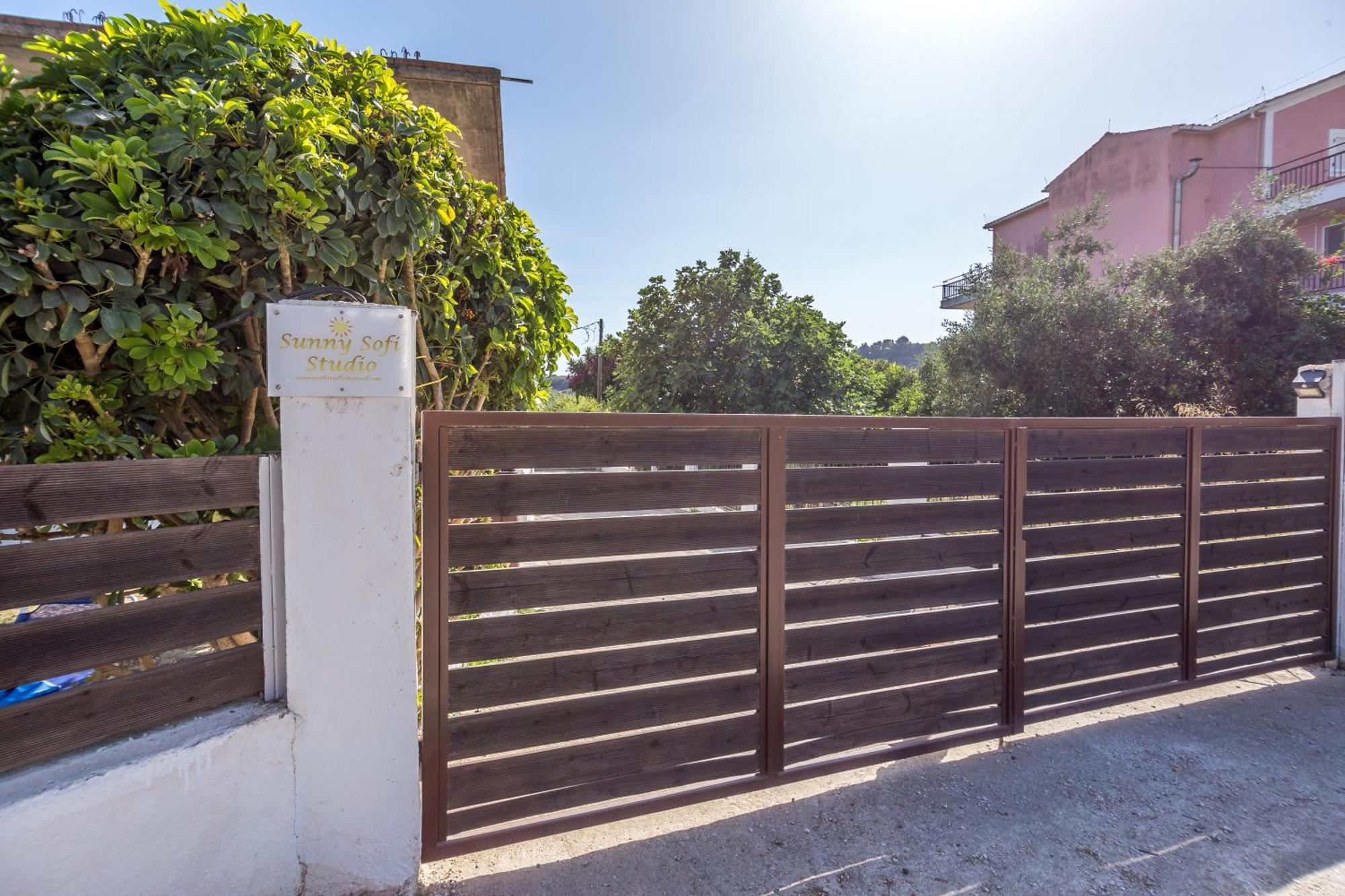 Sunny Sofi Studios Planos  Ngoại thất bức ảnh
